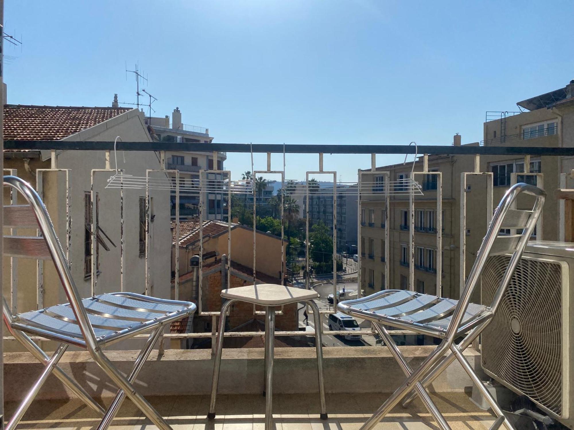 Séjour chez l'habitant Mirela's Private With Key, Ac, Lift & Balcony In The Center Of On The Cote D'azur Nice